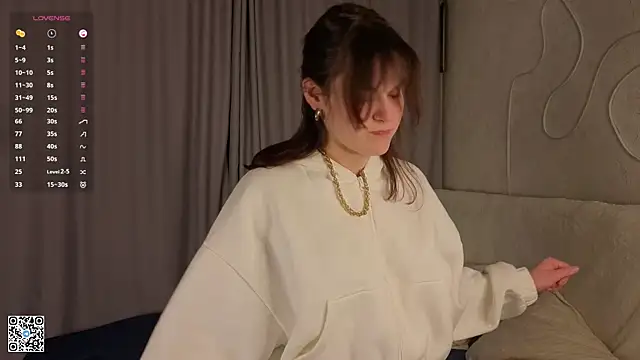 DelindaToste online show from March 12, 6:10 pm