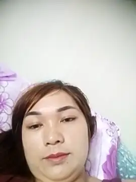 cute-hiphop online show from June 6, 2:56 pm