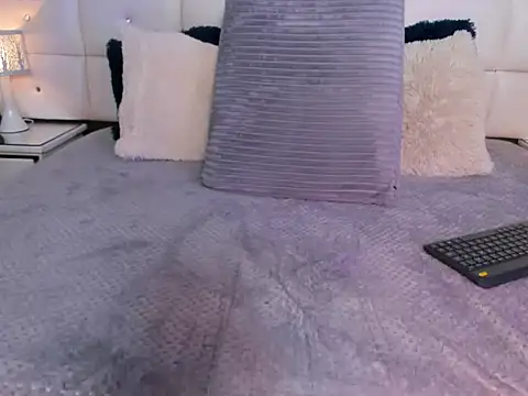 RED VIOLETH online show from May 3, 5:22 am