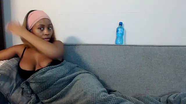 SexyLaylahx online show from March 13, 1:07 am