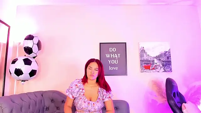 victoriazans online show from July 2, 10:43 am