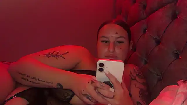 MissSophhh online show from February 9, 6:43 pm