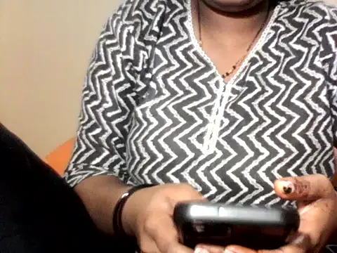 debykajal online show from March 25, 4:32 pm