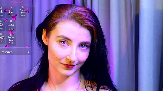 NicoleLuxe online show from February 27, 5:46 pm