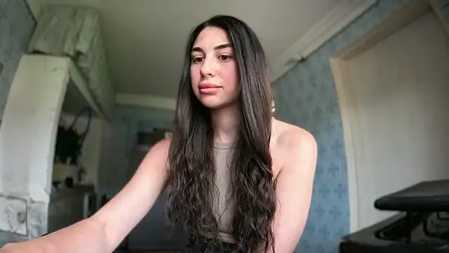 LiluMartiznir online show from June 15, 6:35 am