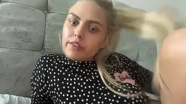 kirstiex online show from February 3, 6:22 am