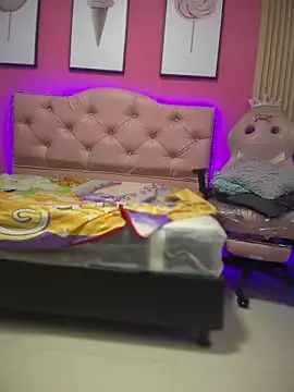 Karolaiin LS online show from March 18, 8:03 pm