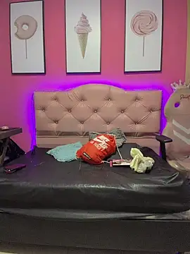 Karolaiin LS online show from March 10, 7:40 pm