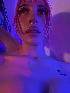 Maaddy LS online show from February 7, 8:56 pm