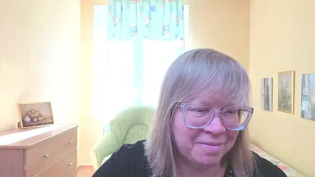 Emma Eclipsee online show from March 11, 11:14 am