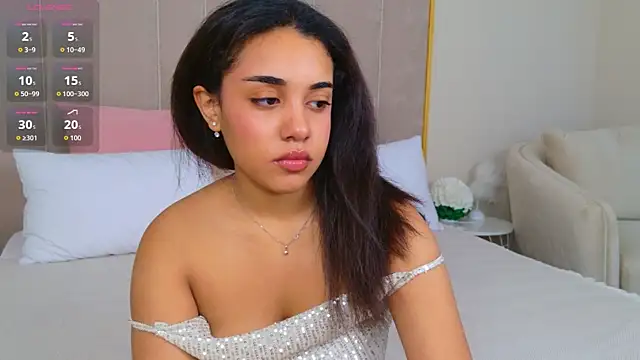 Luna Cortier online show from July 13, 5:30 am