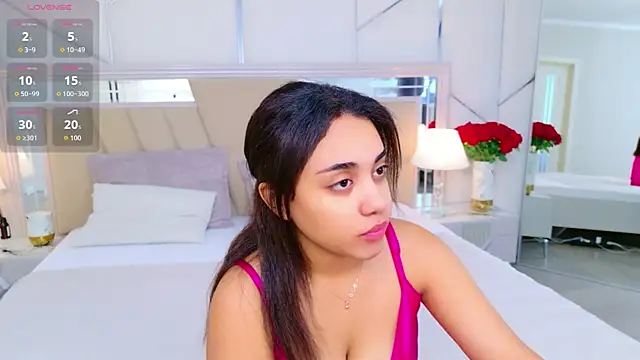 Luna Cortier online show from May 27, 5:26 am