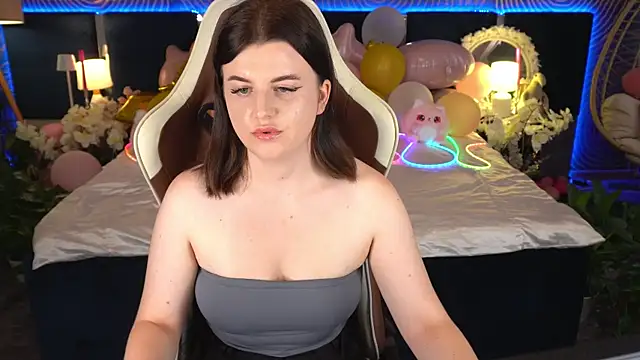 KristiFoxy online show from July 23, 12:35 pm