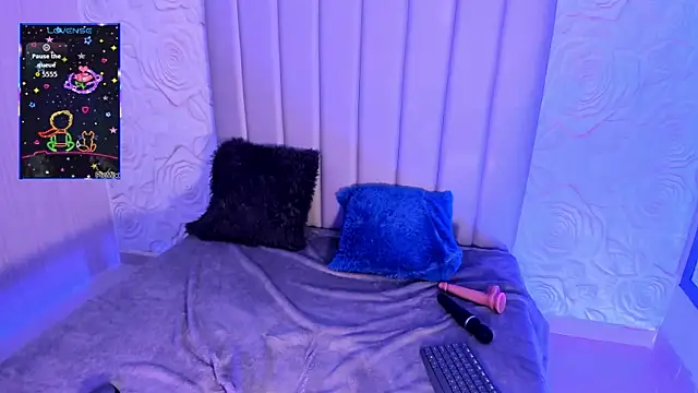 Lya dubois  online show from July 31, 9:27 pm