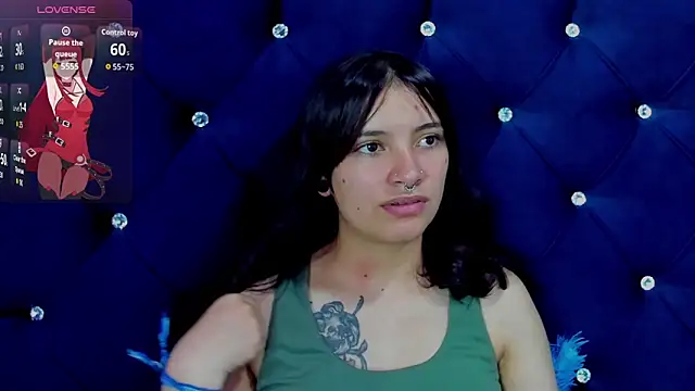 nahomy glow online show from February 11, 7:37 pm