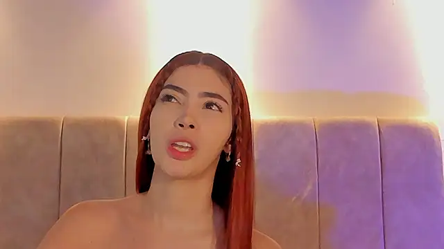 Laura saenz1 online show from April 24, 12:52 pm