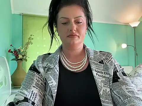Jasmin0e online show from June 16, 6:36 am