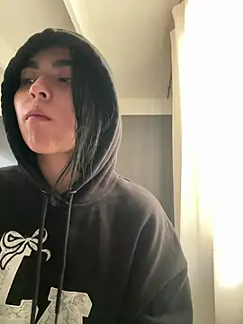 Sara Fernandez  online show from February 5, 2:09 pm