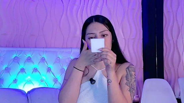 Mia Cherry   online show from June 5, 12:33 pm