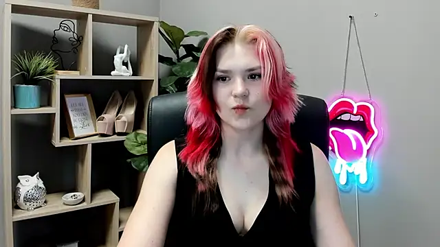 SweetLilyxo online show from June 10, 7:07 am
