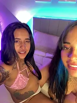 Annie Alicee online show from February 19, 3:55 pm