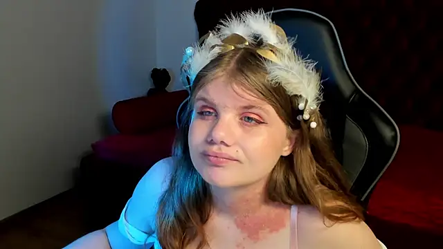 ChloeHalses online show from June 7, 4:14 pm