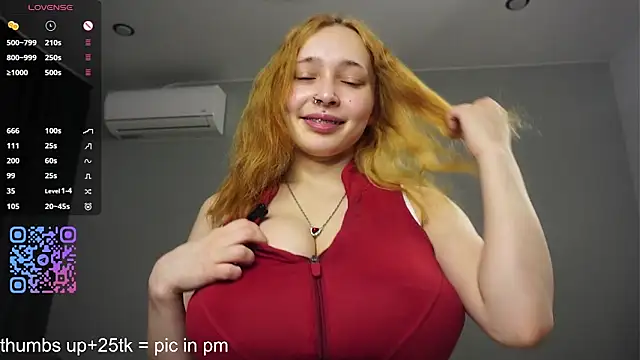 HannaHayles online show from June 19, 5:38 pm