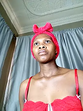 PussyFarrie online show from May 4, 7:23 am