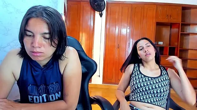Emily and Soffy online show from April 29, 12:52 pm
