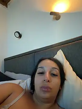 lexyblake10 online show from May 2, 12:36 am