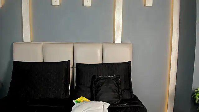 TSExoticFuck online show from March 11, 7:49 pm