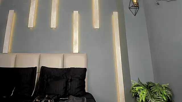 TSExoticFuck online show from March 16, 7:07 pm