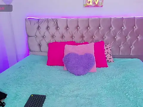 Black Tara online show from March 10, 2:15 am