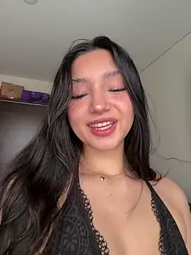 Chinicr18 online show from May 27, 8:06 pm