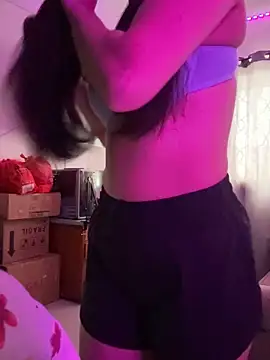 Chinicr18 online show from June 7, 6:26 pm
