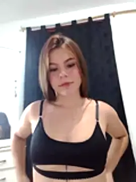 EmiNavarro online show from June 22, 3:25 am