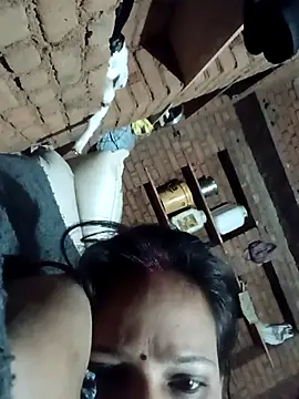 Hot ree64 online show from April 4, 3:44 pm