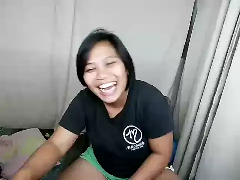 Black novaaa online show from July 1, 1:54 pm