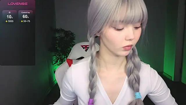 PONKY PINKY online show from May 5, 2:36 am