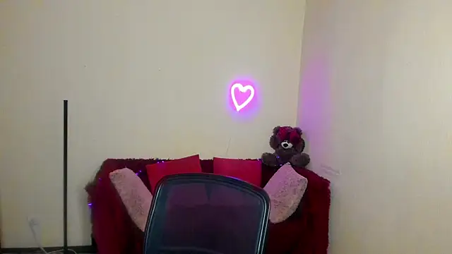 BlondMikey22 online show from June 14, 5:41 am