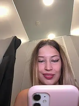 blonde exe online show from July 2, 3:18 pm