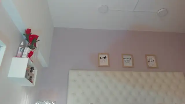 candy  ebony online show from March 13, 6:15 am