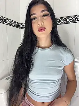 BadLilAngelXXX online show from July 17, 1:26 pm