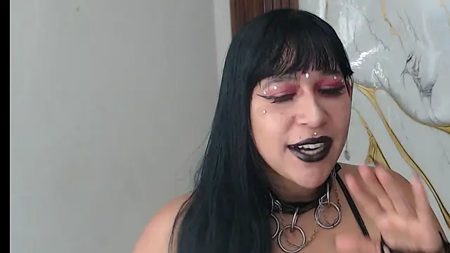 valen ros online show from May 4, 7:45 am