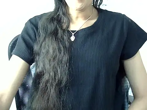 Mehaak  online show from February 10, 10:40 am