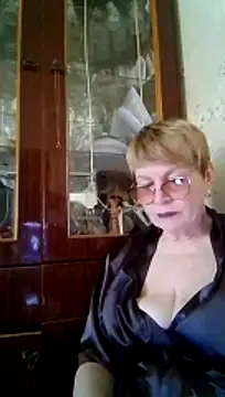 SophieBurns online show from June 24, 10:14 am
