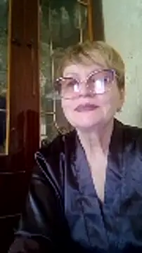 SophieBurns online show from June 22, 8:33 am