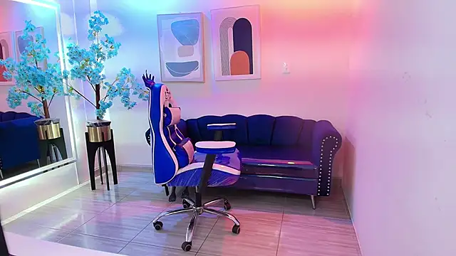 Alanna  scott online show from March 15, 4:14 am