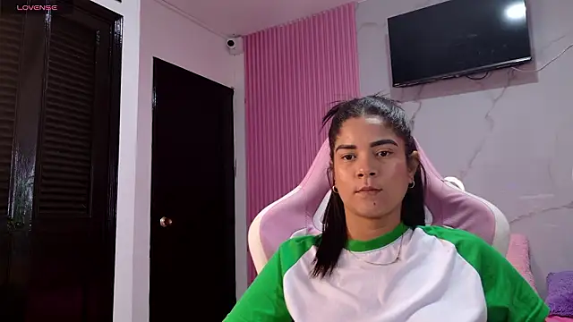 Anny20  online show from February 6, 1:03 pm