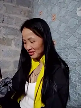 nhynhy11 online show from March 7, 2:57 pm